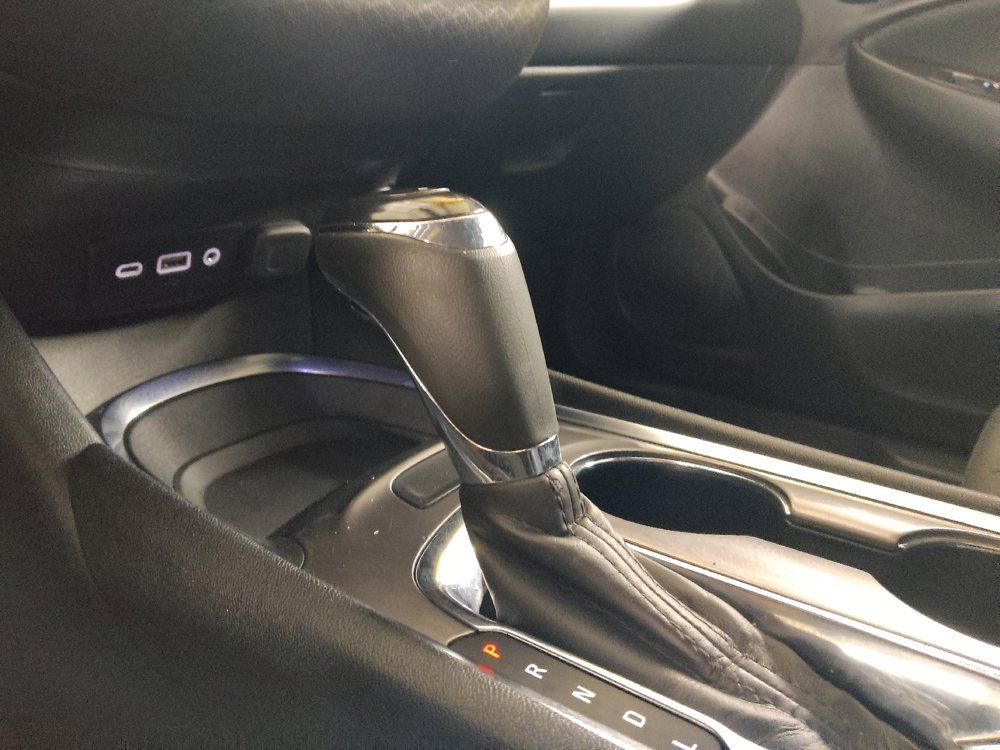 Used 2020 Chevrolet Malibu LT FWD image 26
