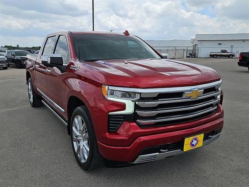 Used 2023 Chevrolet Silverado 1500 High Country w/ Technology Package RWD image 7