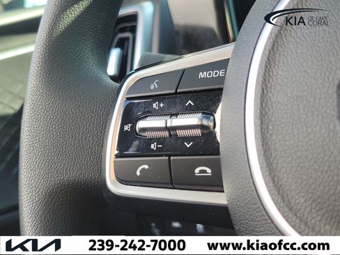 Certified 2023 Kia Sorento LX FWD image 26