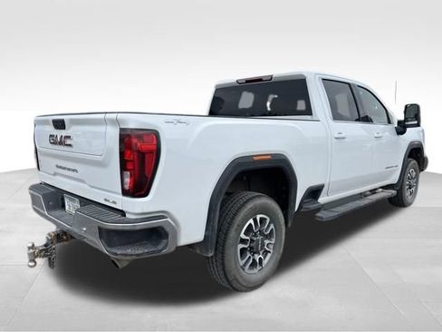 Used 2022 GMC Sierra 2500 SLE w/ SLE Value Package; AWD/4WD image 6