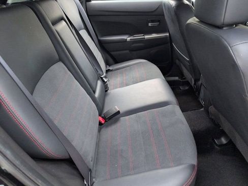 Used 2025 Mitsubishi Outlander Sport SE AWD/4WD image 29