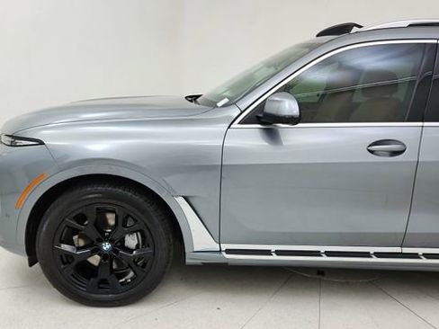 Used 2026 BMW X7 xDrive40i image 10