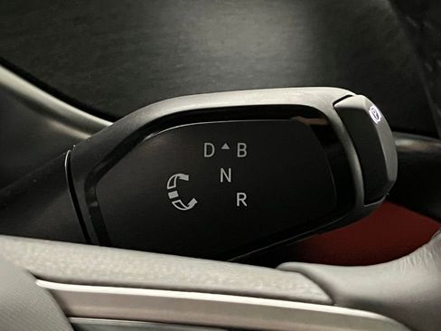 New 2025 Volkswagen ID. Buzz Pro S Plus image 18