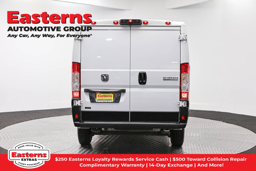 Used 2025 RAM ProMaster 2500 w/ Convenience Group FWD image 6