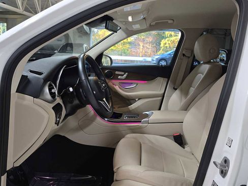 Certified 2022 Mercedes-Benz GLC 300 4MATIC image 20