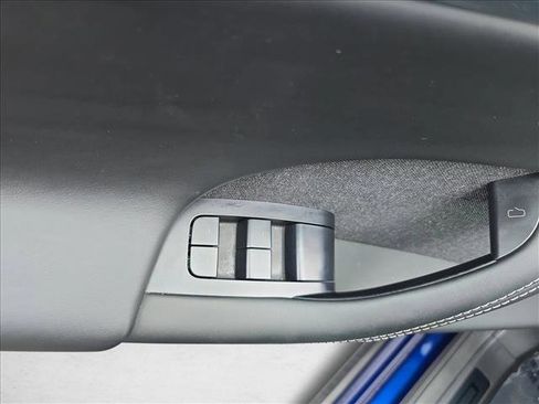 Used 2022 Tesla Model X image 26