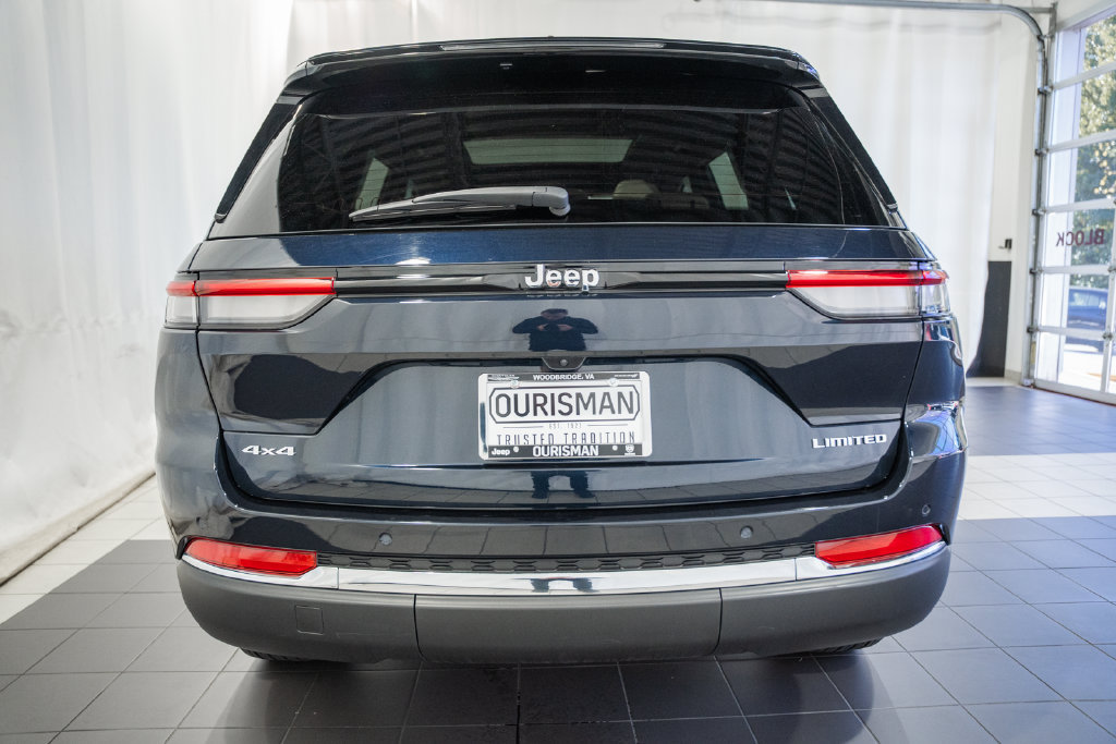 Certified 2023 Jeep Grand Cherokee Limited AWD/4WD image 5