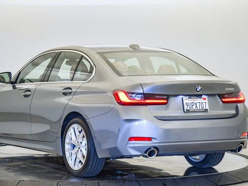 Used 2025 BMW 330i Sedan w/ Premium Package image 2