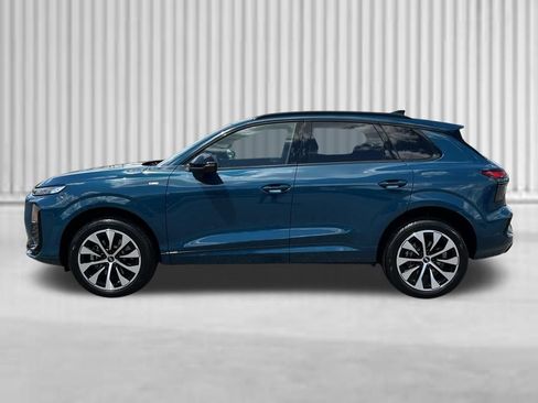 New 2026 Audi Q3 quattro 2.0T AWD/4WD image 2