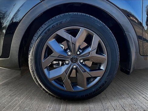 Certified 2022 Kia Sportage Nightfall Edition image 8