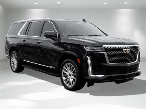 Used 2021 Cadillac Escalade ESV Premium Luxury image 5