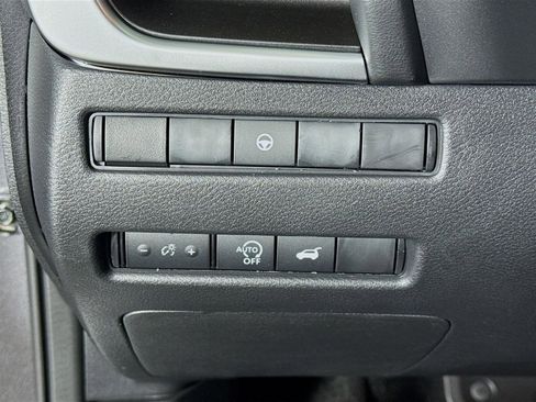 New 2026 Nissan Rogue SV FWD image 10