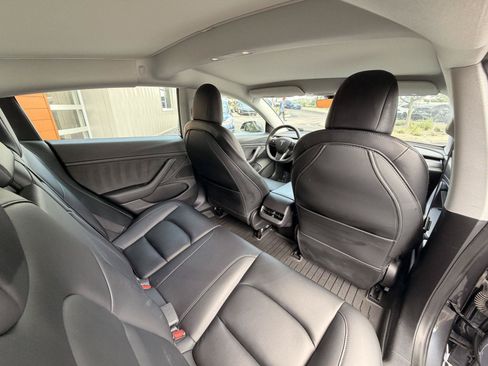 Used 2021 Tesla Model 3 Long Range AWD/4WD image 19