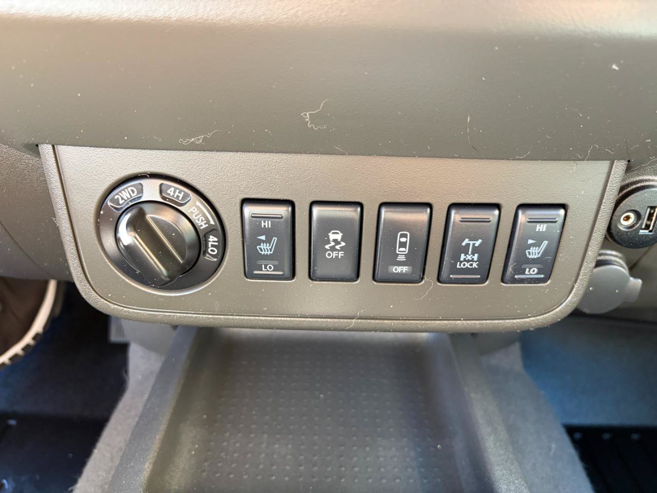 Used 2019 Nissan Frontier PRO-4X AWD/4WD image 20