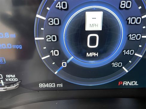 Used 2020 Cadillac Escalade Luxury image 14