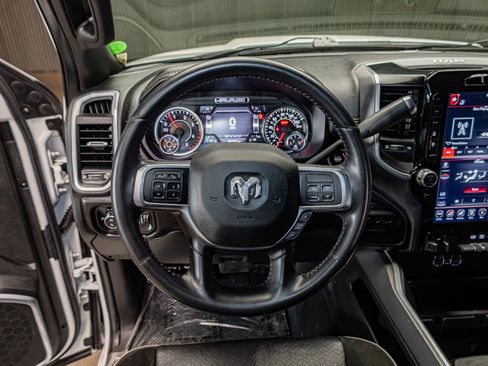 Used 2020 RAM 3500 Laramie AWD/4WD image 18