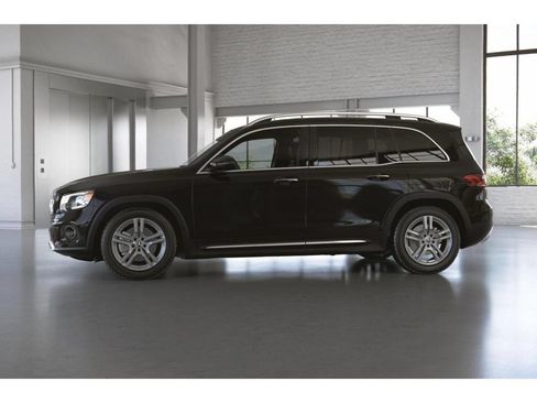 Certified 2023 Mercedes-Benz GLB 250 4MATIC image 36