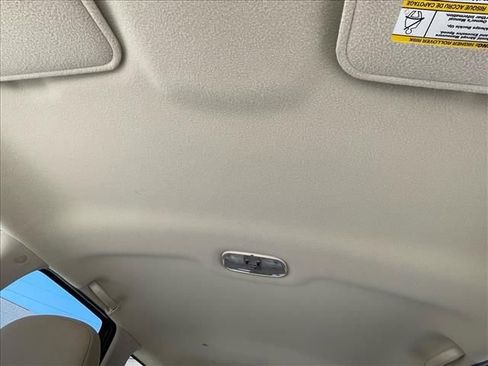 Used 2005 Ford Escape XLT FWD image 5