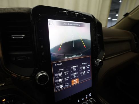Used 2019 RAM 1500 Laramie Longhorn AWD/4WD image 18