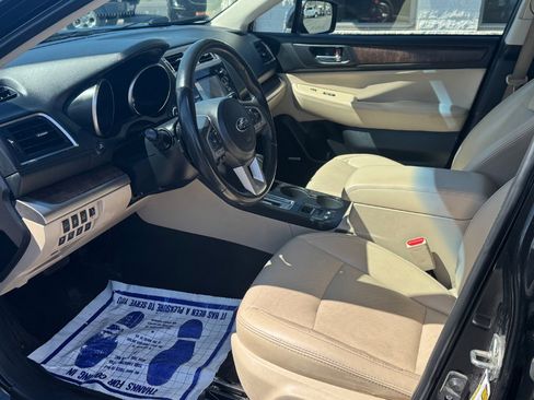 Used 2017 Subaru Outback 2.5i Limited image 13