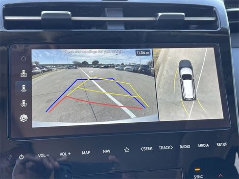 Used 2023 Hyundai Tucson Limited image 17