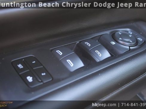 Used 2024 Chevrolet Suburban LT image 11