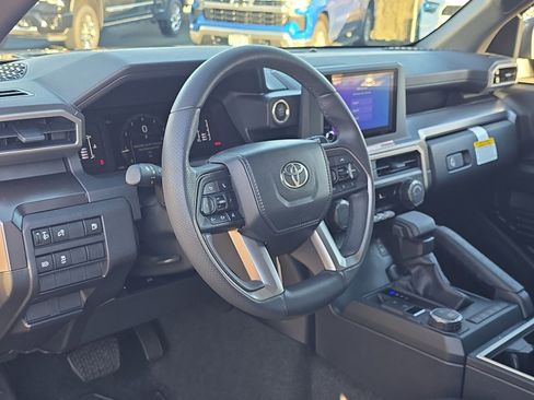 Used 2025 Toyota 4Runner SR5 image 14