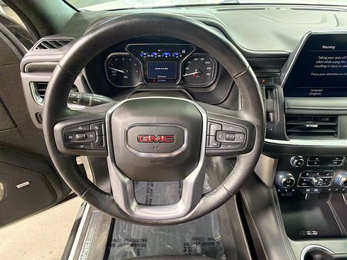 Used 2021 GMC Yukon SLT AWD/4WD image 37