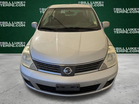 Used 2008 Nissan Versa Hatchback FWD image 7