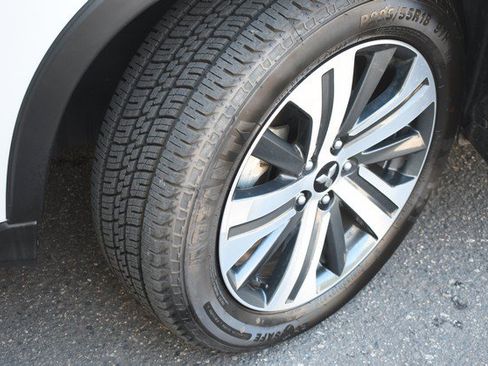 Used 2025 Mitsubishi Outlander Sport AWD image 11
