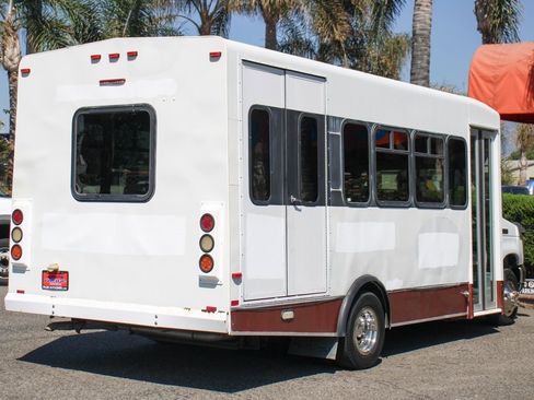 Used 2012 Ford E-450 and Econoline 450 Super Duty w/ Shuttle Bus Prep Pkg image 7