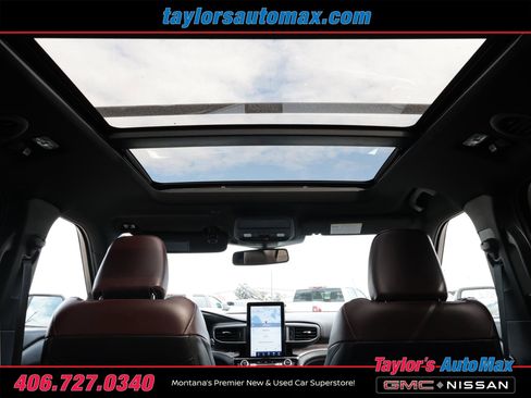 Used 2023 Ford Explorer Platinum w/ Technology Package AWD/4WD image 37