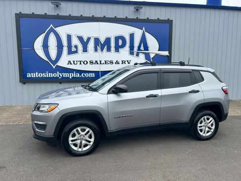 Used 2018 Jeep Compass Sport AWD/4WD image 1