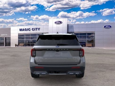 New 2026 Ford Explorer Active w/ Active Comfort Package AWD/4WD image 5