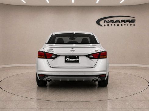 Used 2024 Nissan Altima 2.5 SR FWD image 6