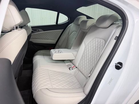 Used 2025 Genesis G70 3.3T Advanced w/ Sport Prestige Package RWD image 35