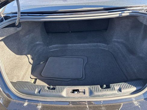 Used 2016 Ford Taurus SE image 23