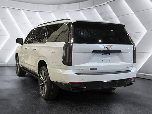 New 2026 Cadillac Escalade ESV Sport image 4