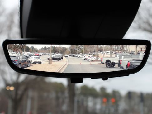 Used 2025 GMC Sierra 2500 Denali Ultimate image 15