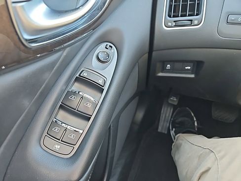 Used 2018 INFINITI Q50 Luxe w/ Essential Package (3.0T Luxe) image 21