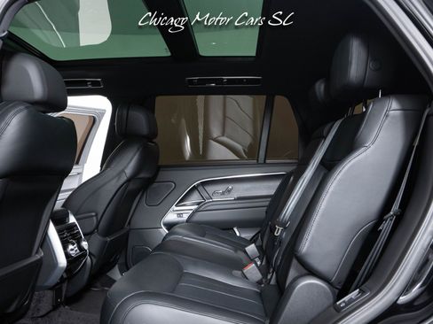 Used 2025 Land Rover Range Rover Long Wheelbase SE AWD/4WD image 36