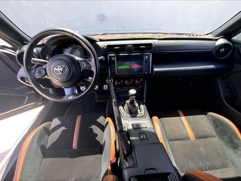 Used 2025 Toyota GR86 Hakone Edition RWD image 10