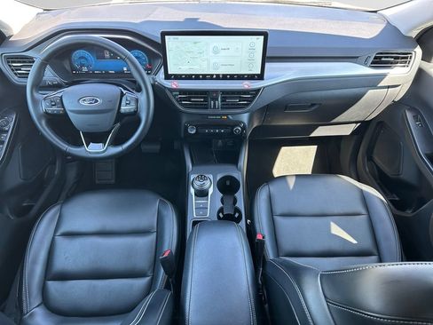 Used 2025 Ford Escape Platinum AWD/4WD image 11