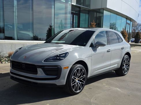 New 2026 Porsche Macan AWD/4WD image 1
