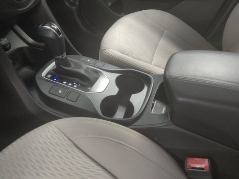 Used 2017 Hyundai Santa Fe Sport w/ 2.4L Value Package 06 image 26