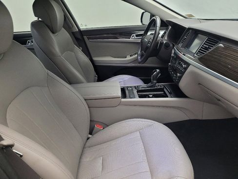 Used 2015 Hyundai Genesis 3.8 image 21