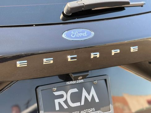 Used 2021 Ford Escape SEL AWD/4WD image 12