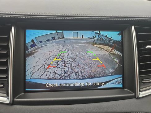 Used 2019 INFINITI QX50 Luxe AWD/4WD image 39