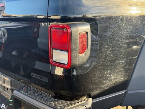 Used 2020 Jeep Gladiator Sport w/ Trailer Tow Package image 12