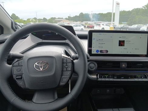 New 2026 Toyota Prius Limited FWD image 27